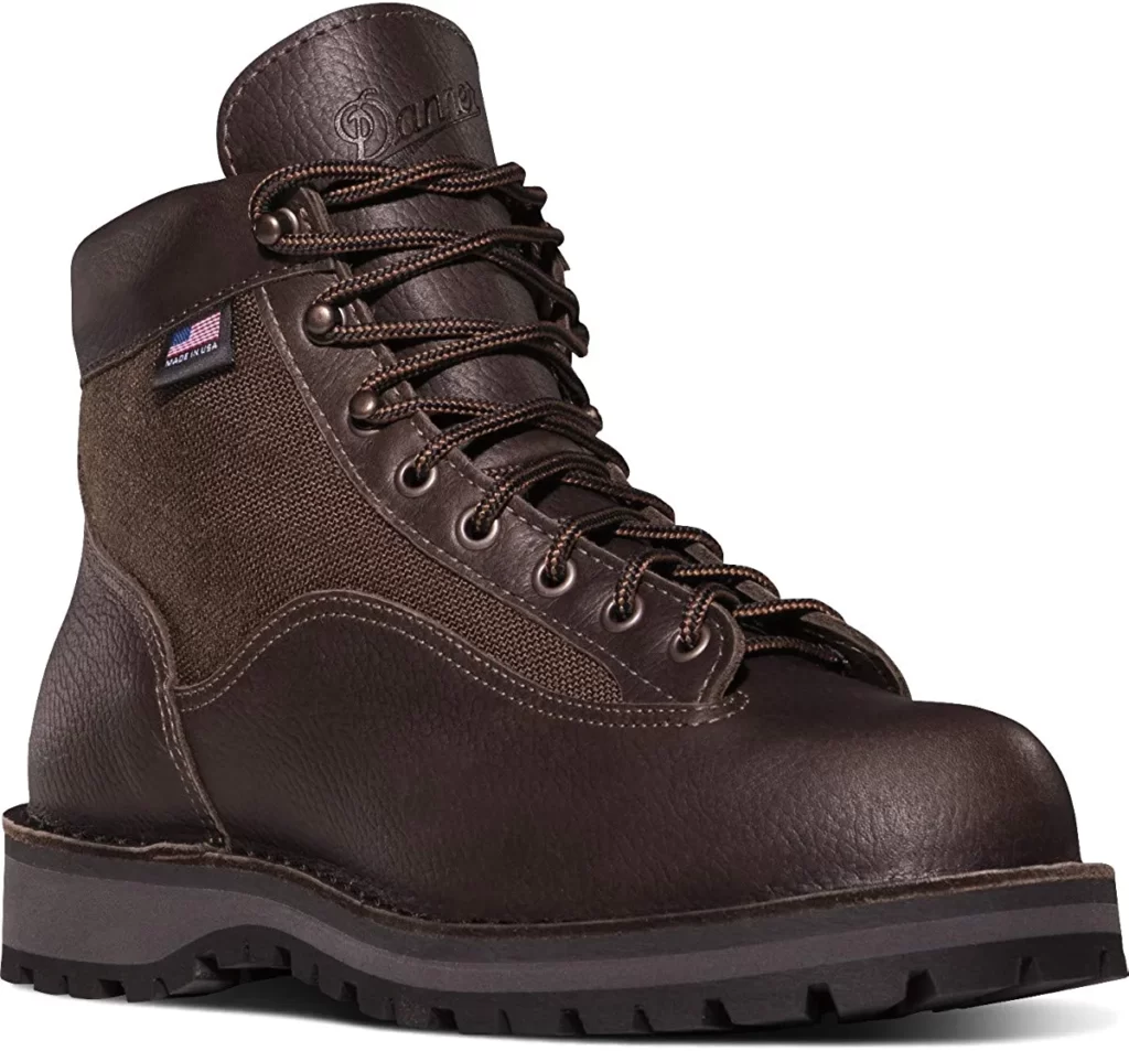  Danner Mountain Light - hikepackers- hiking boots